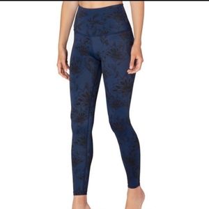 Beyond Yoga Desert Floral Navy high waist XS pant